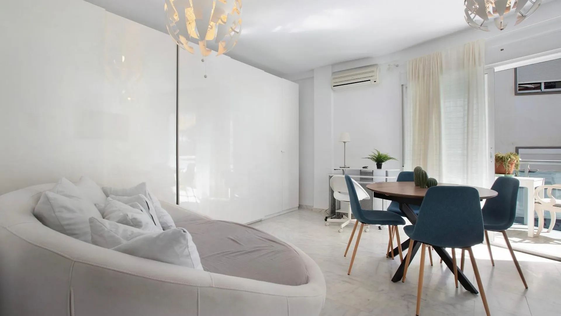 Plata Plaza Apartment Torremolinos