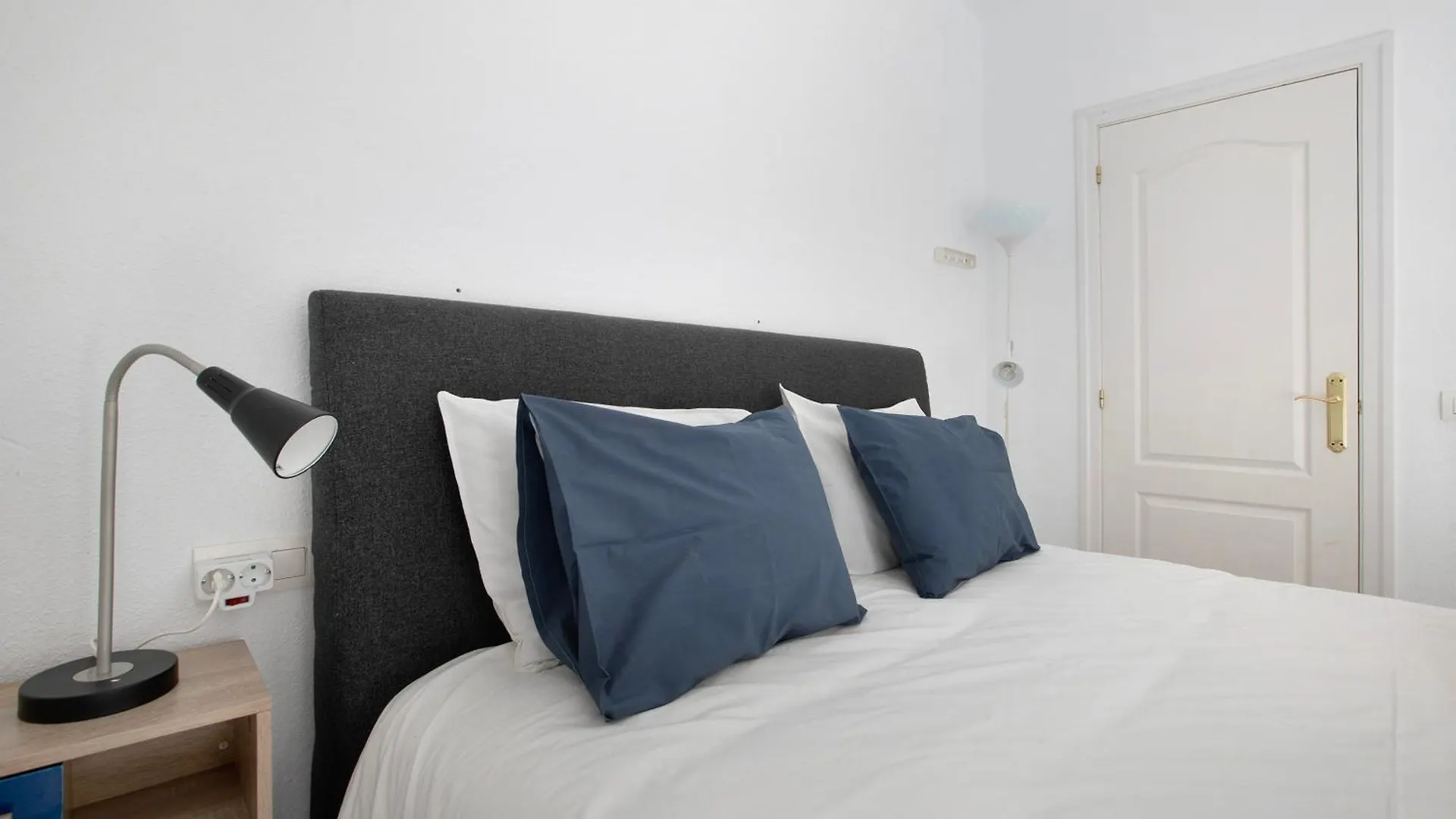 Plata Plaza Apartment Torremolinos